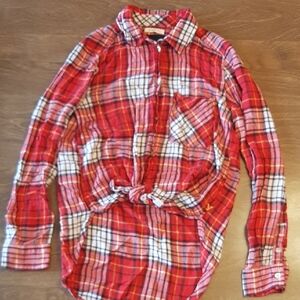 American Eagle Outfitters Red and Yellow Plaid Shirt
